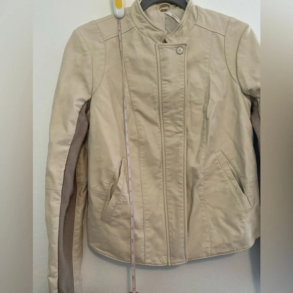 Free People Cool & Clean Vegan Leather Moto Jacket Cream Size 6 Wool Blend - Picture 4 of 11